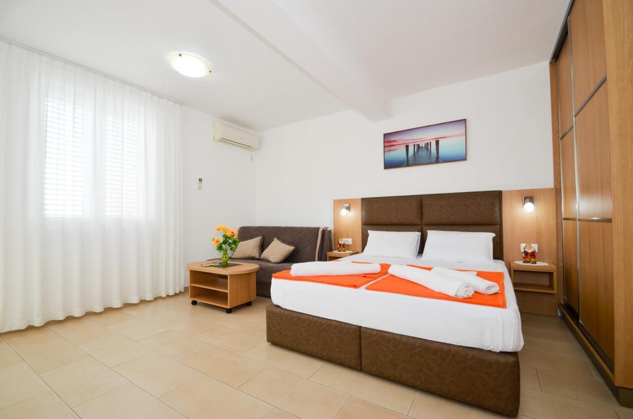 Apartments Ivanovic Будва Екстер'єр фото
