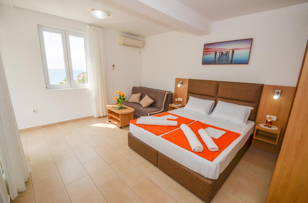 Apartments Ivanovic Будва Екстер'єр фото