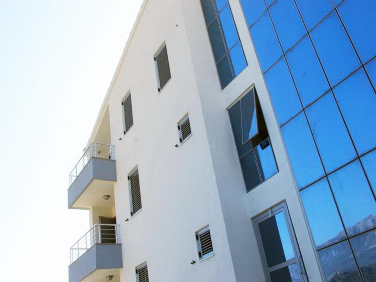 Apartments Ivanovic Будва Екстер'єр фото
